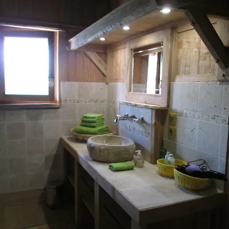 La Fuste Des Garceaux Bed & Breakfast